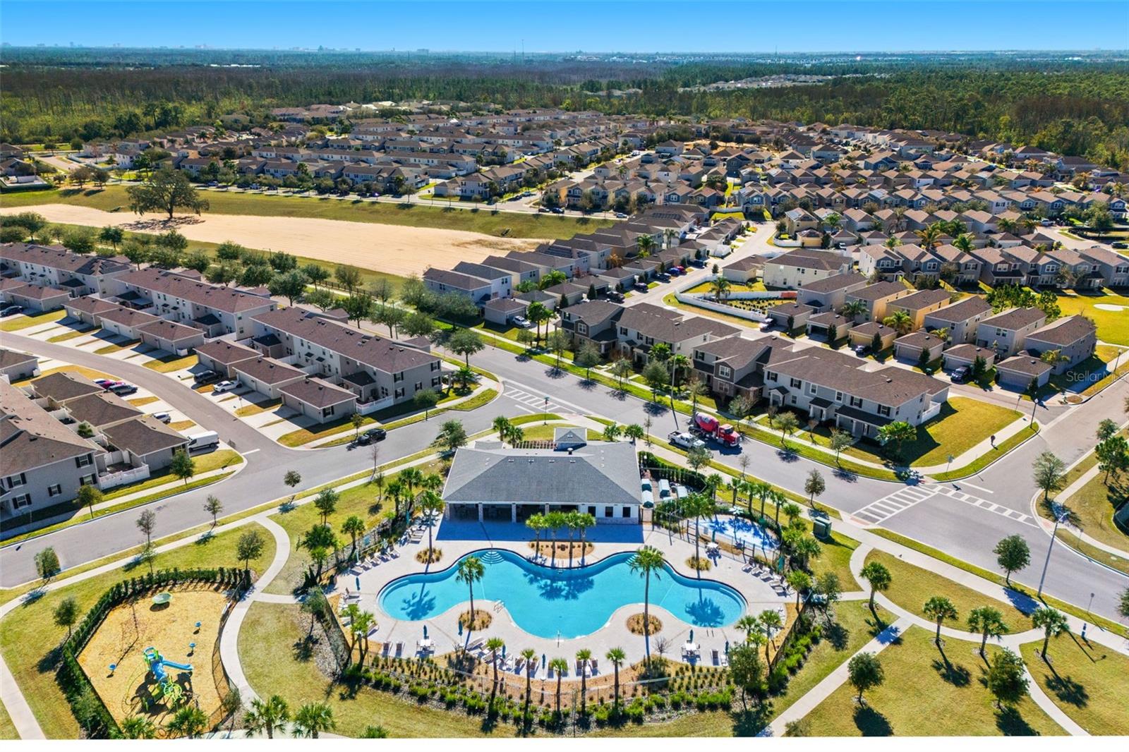 Image 35 of 37 For 18309 Oliver Twist Way