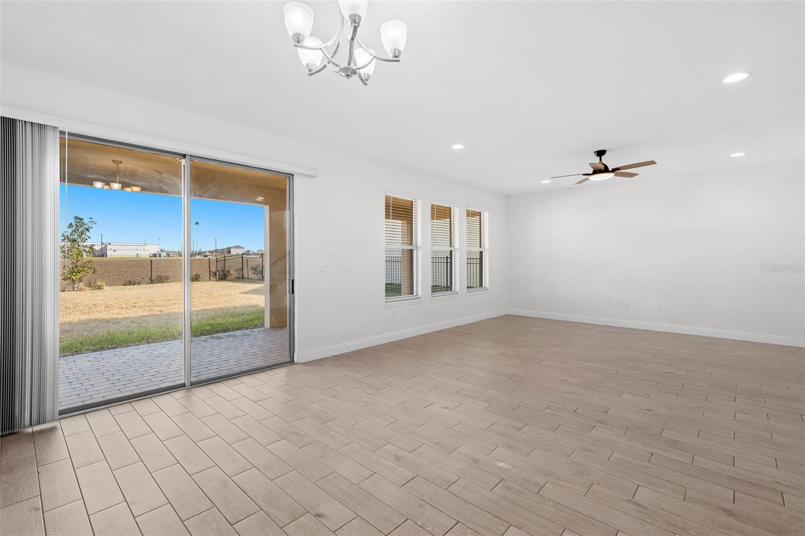 Image 8 of 37 For 18309 Oliver Twist Way