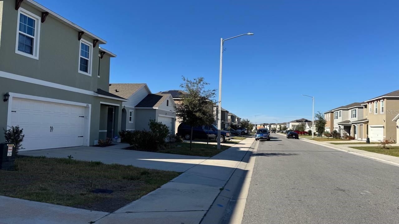 Image 9 of 41 For 1280 Cascades Avenue