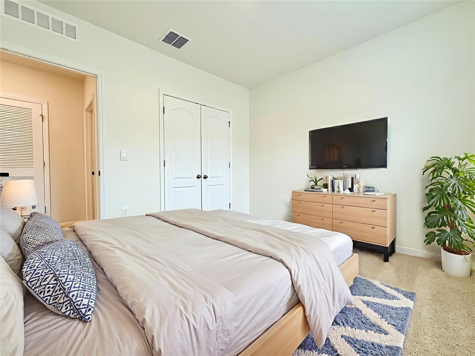 Image 19 of 37 For 245 Carabelle Court