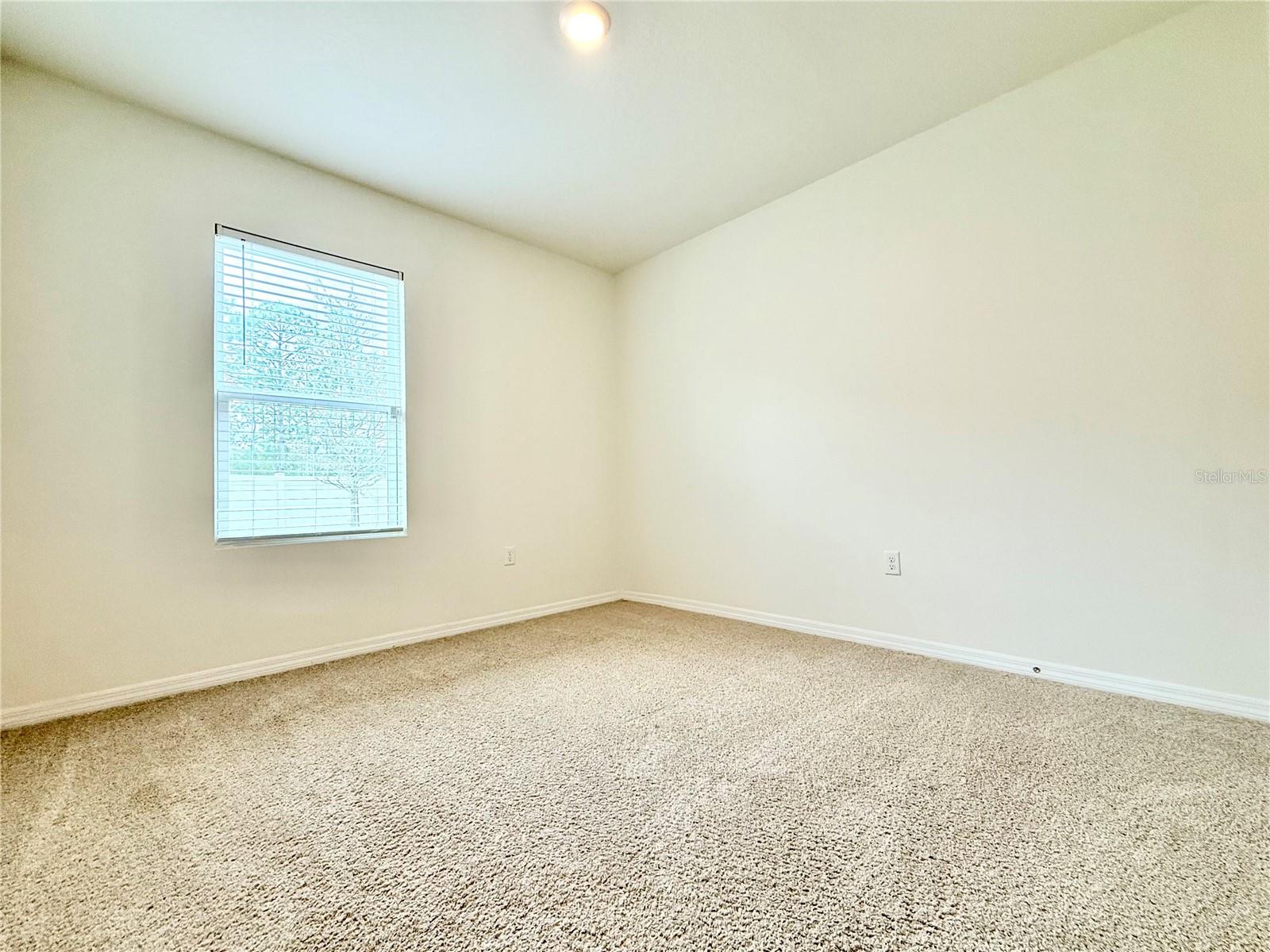 Image 21 of 37 For 245 Carabelle Court