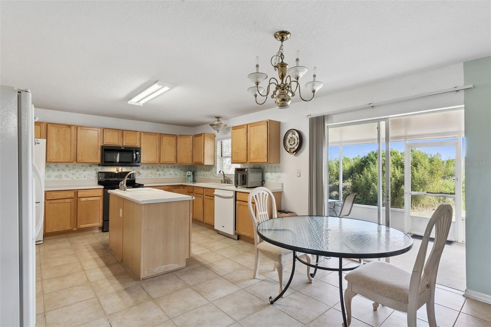 Image 10 of 47 For 1614 Ridgemoor Drive