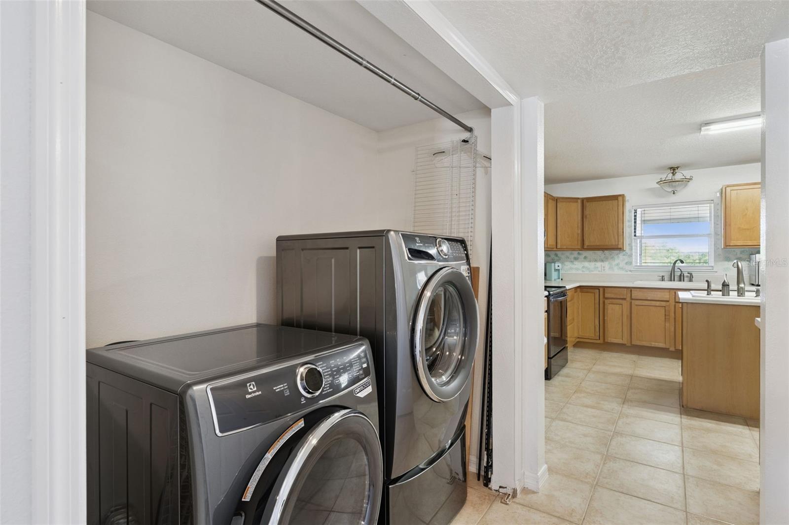 Image 30 of 47 For 1614 Ridgemoor Drive