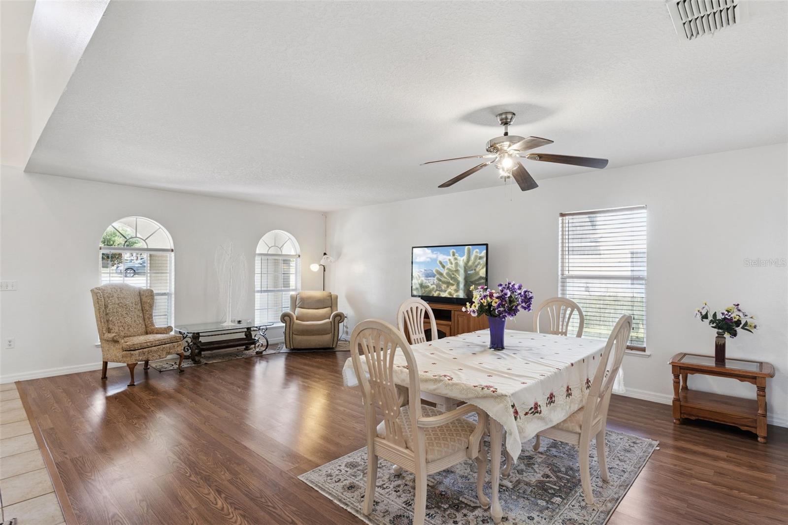 Image 7 of 47 For 1614 Ridgemoor Drive