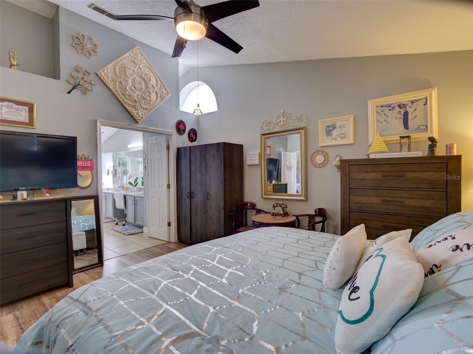 Image 19 of 45 For 1437 Bent Oaks Boulevard