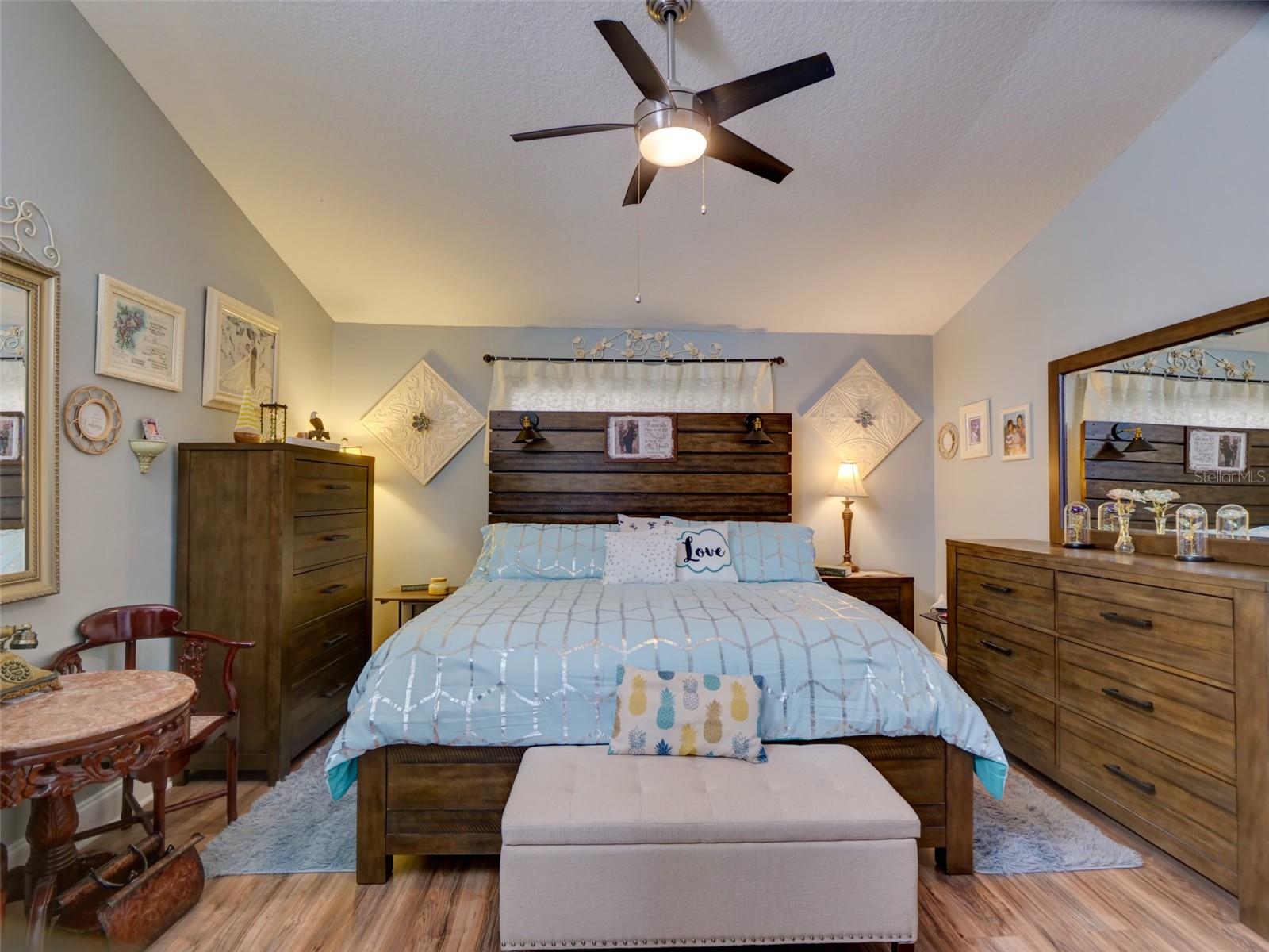 Image 21 of 45 For 1437 Bent Oaks Boulevard