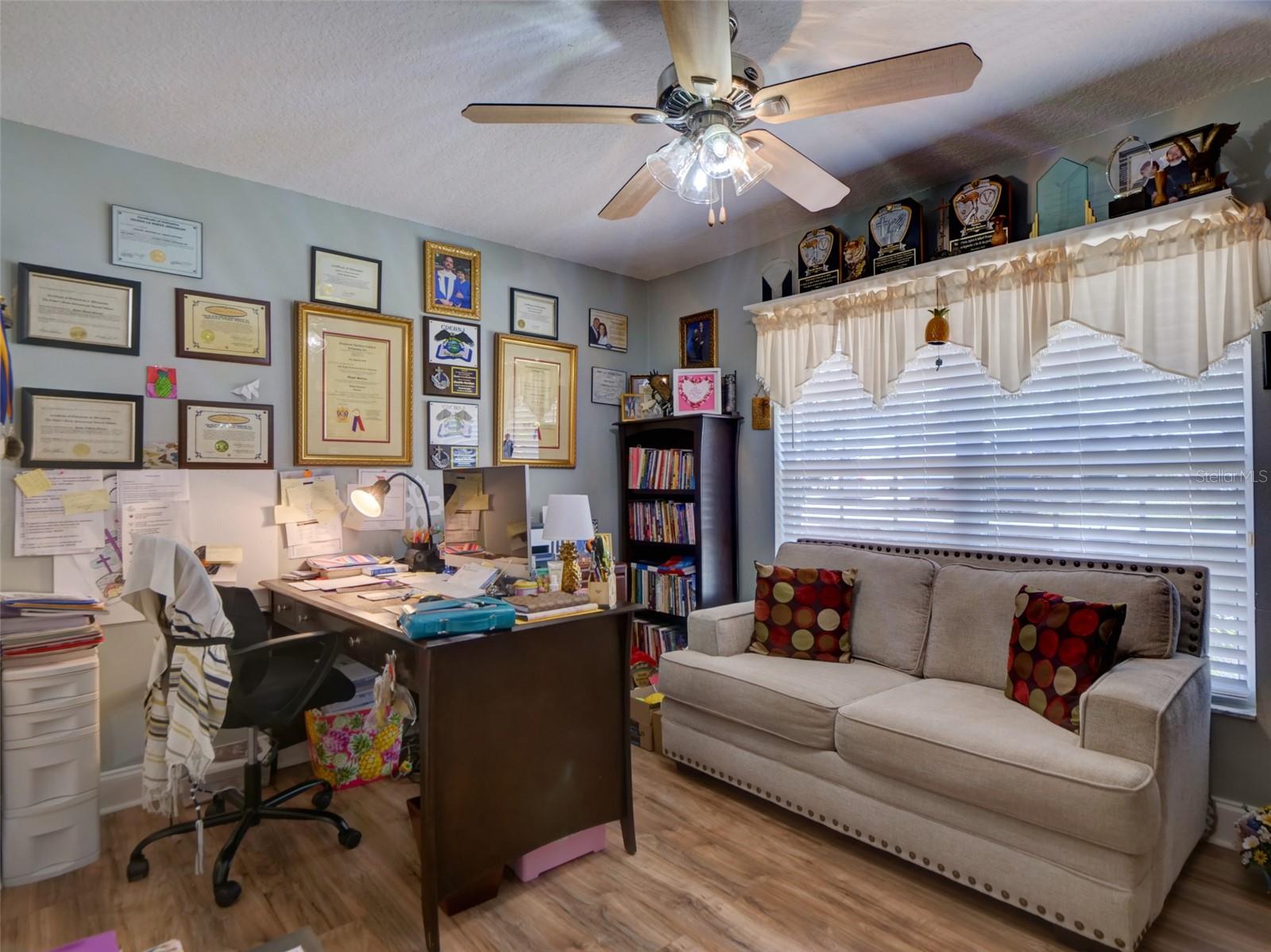 Image 27 of 45 For 1437 Bent Oaks Boulevard