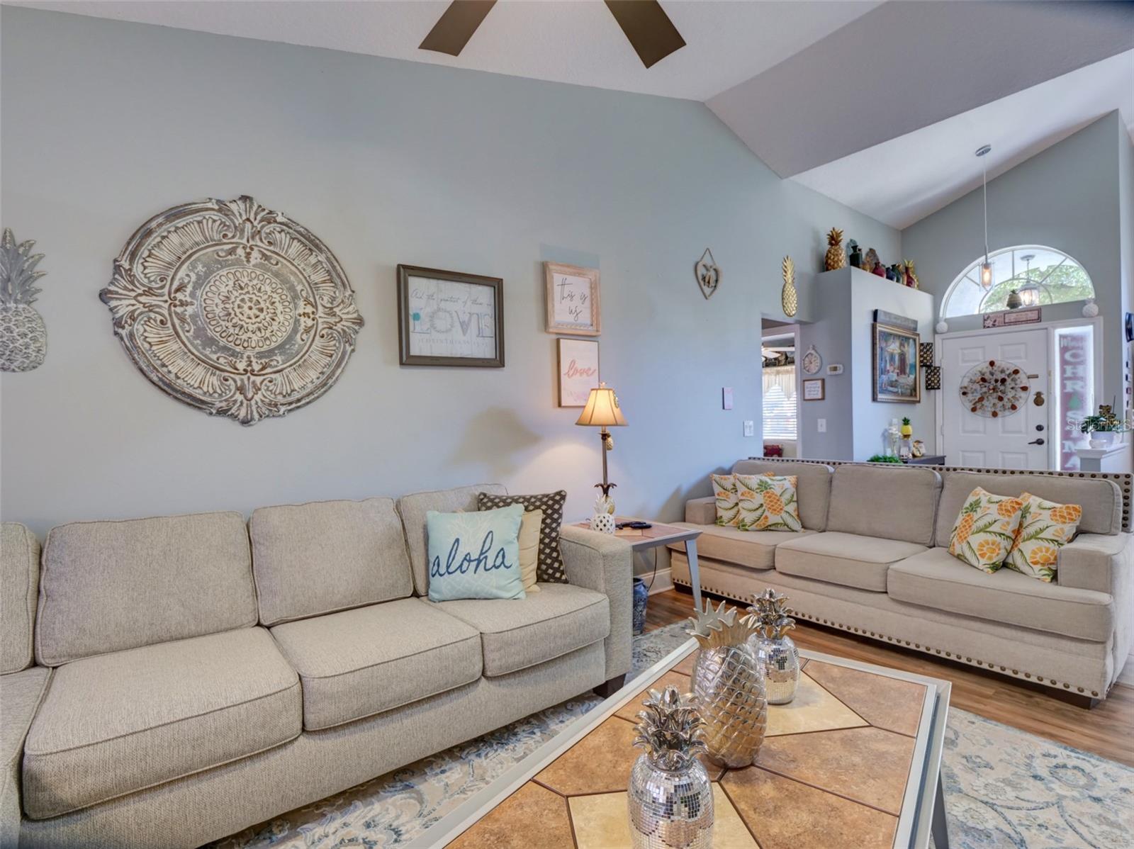 Image 5 of 45 For 1437 Bent Oaks Boulevard