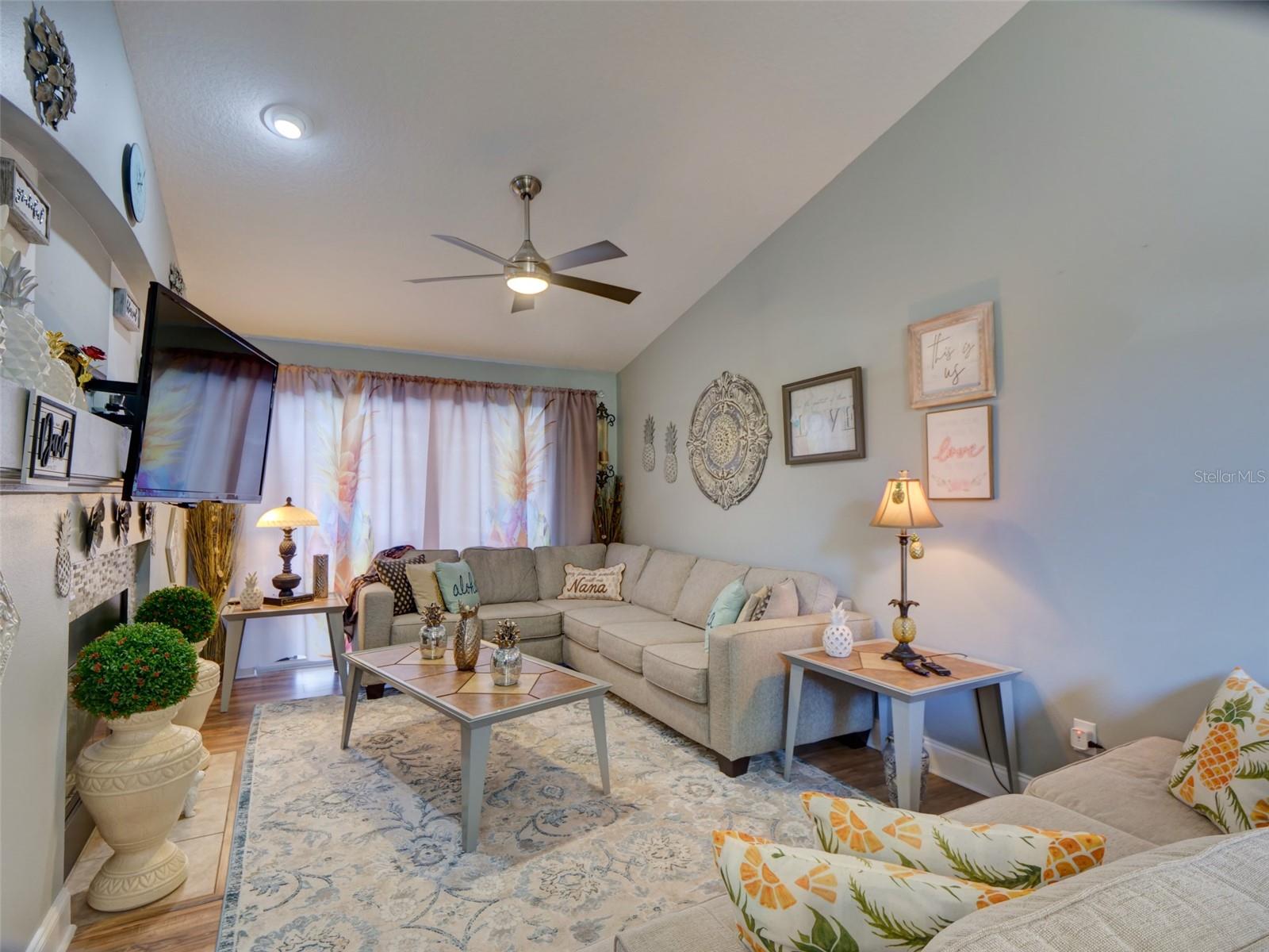 Image 7 of 45 For 1437 Bent Oaks Boulevard