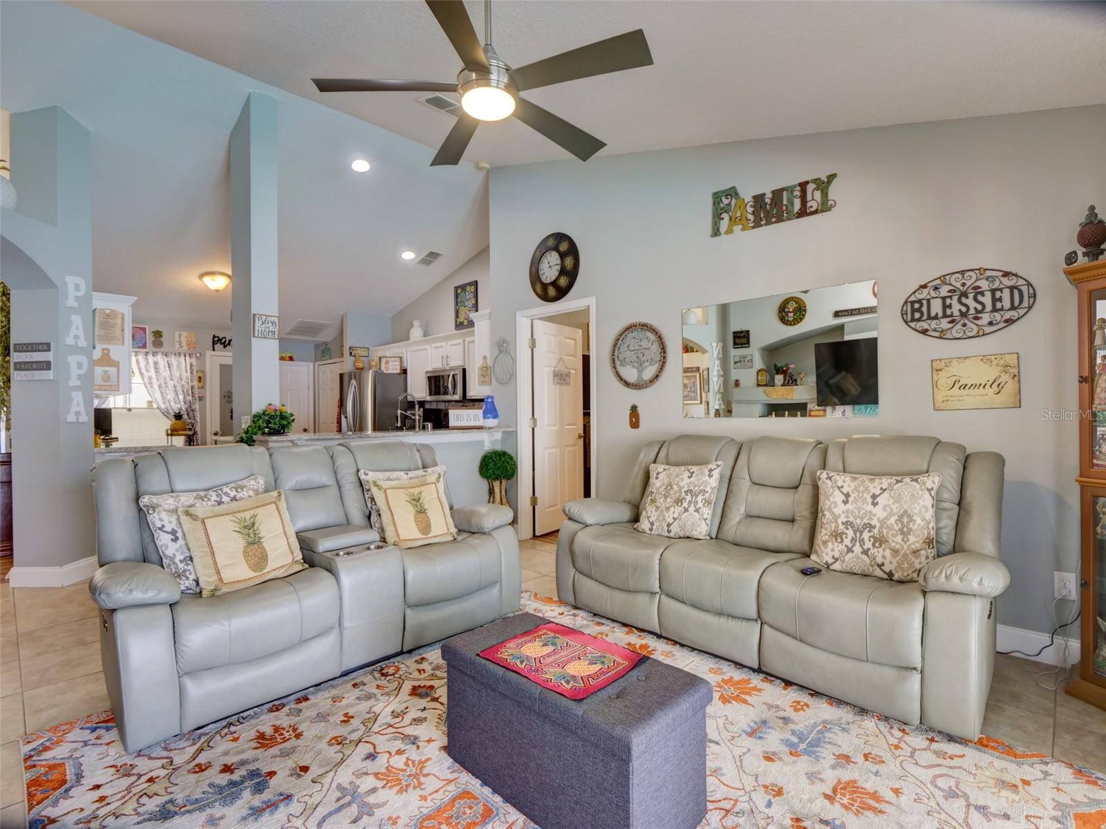 Image 8 of 45 For 1437 Bent Oaks Boulevard