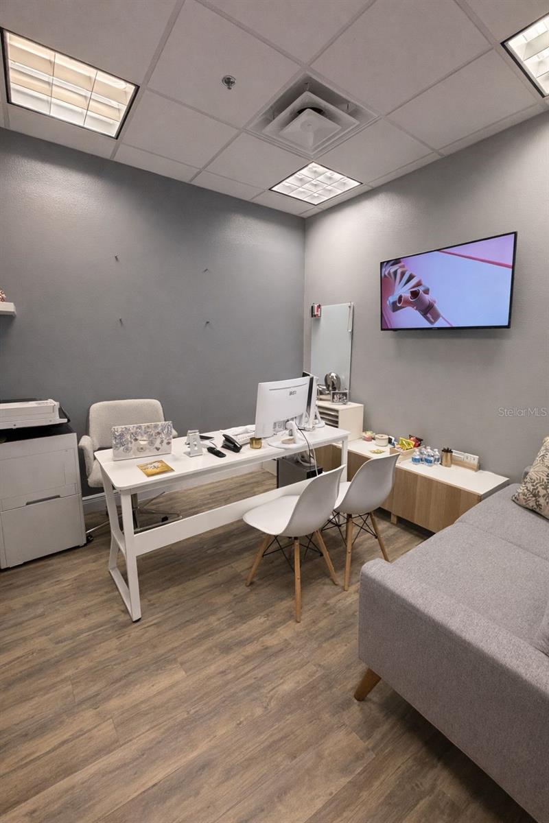 Image 5 of 8 For 13574 Village Park Drive K115