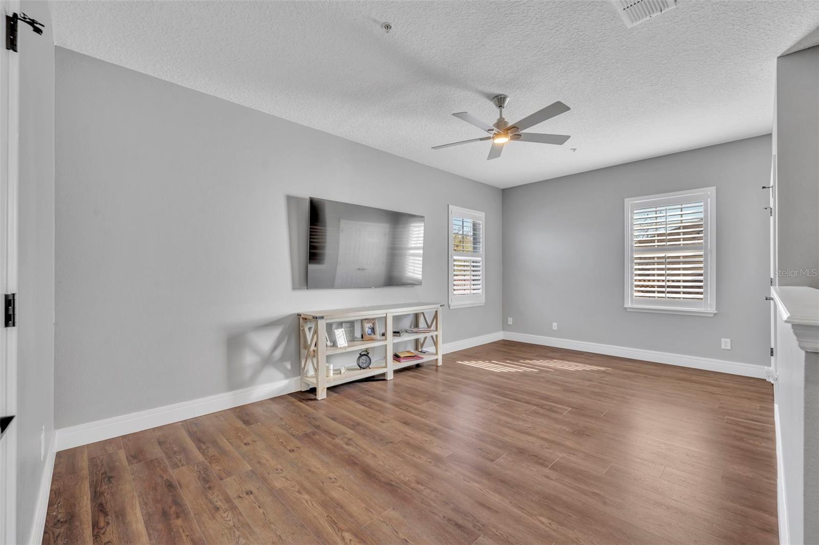 Image 21 of 35 For 3827 Haws Lane