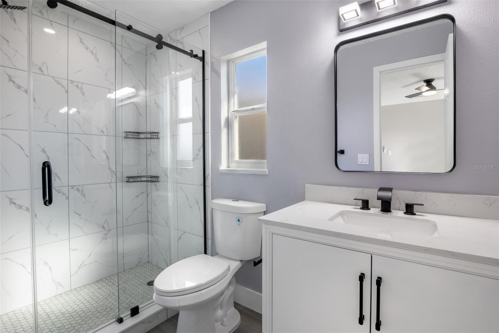 Image 18 of 39 For 1350 Lake Asher Circle