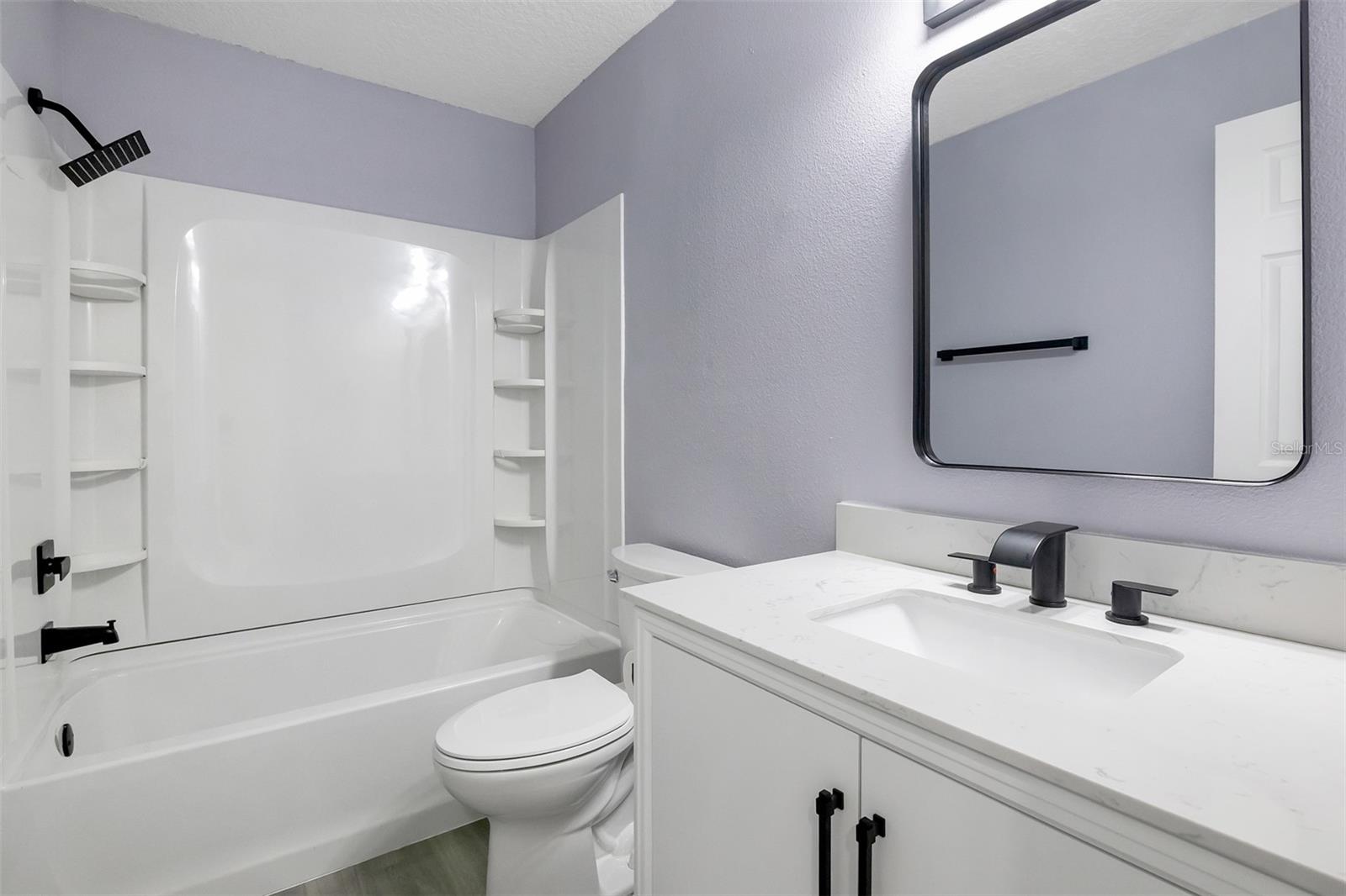 Image 21 of 39 For 1350 Lake Asher Circle