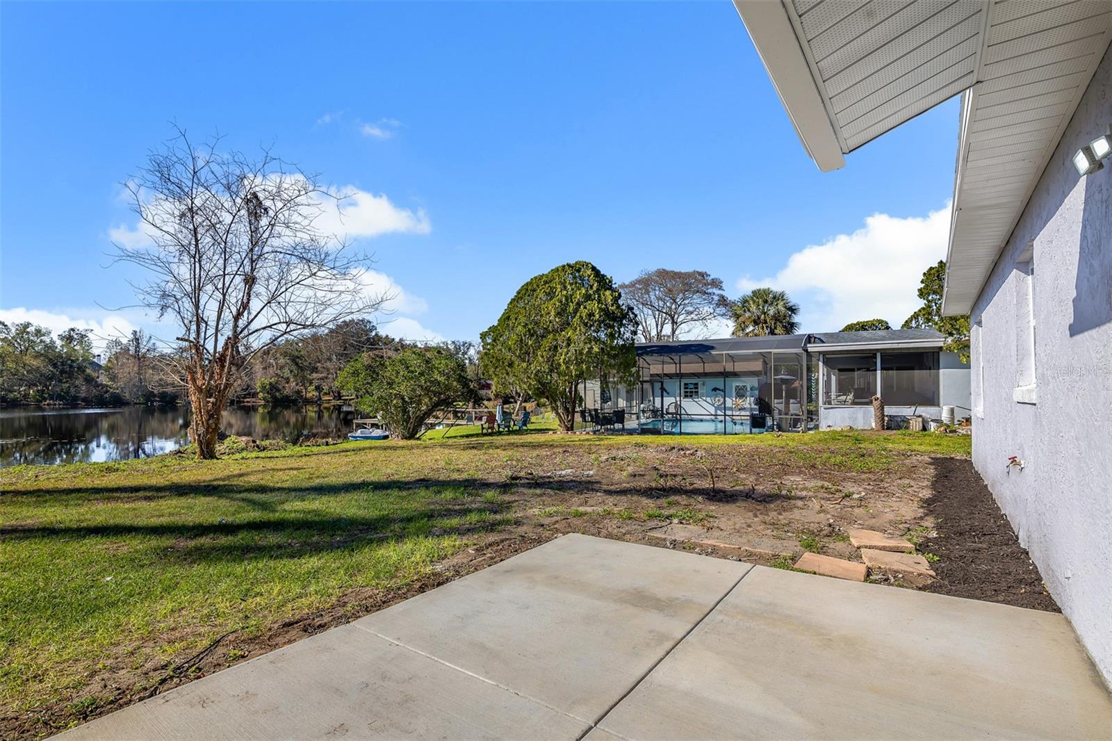 Image 24 of 39 For 1350 Lake Asher Circle