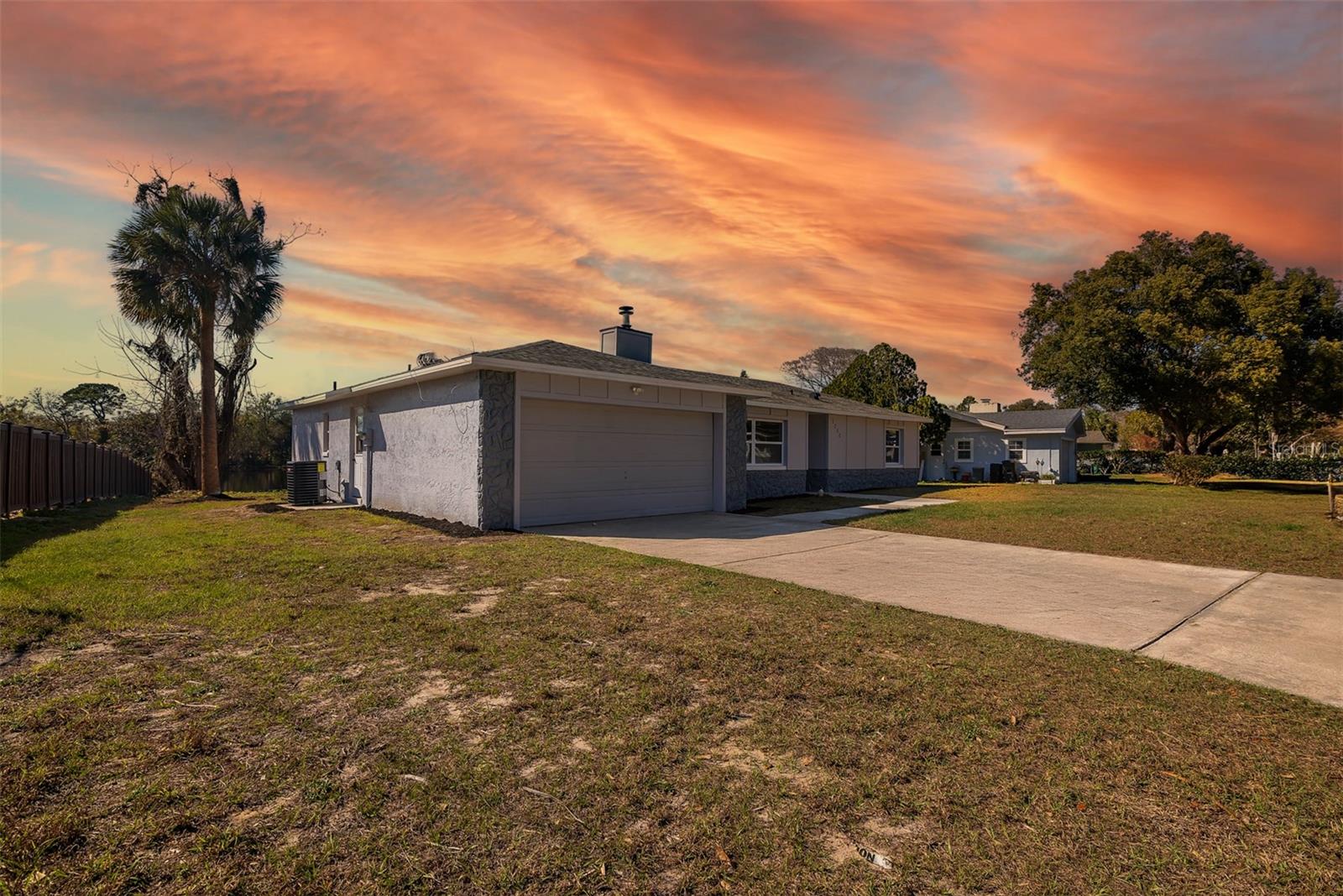 Image 6 of 39 For 1350 Lake Asher Circle