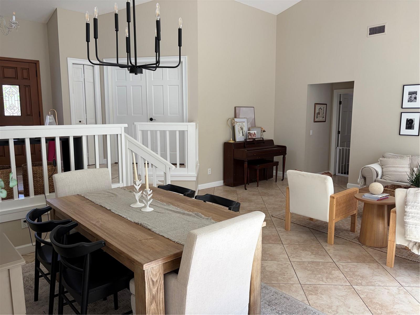 Image 18 of 60 For 104 Stonebrook Court