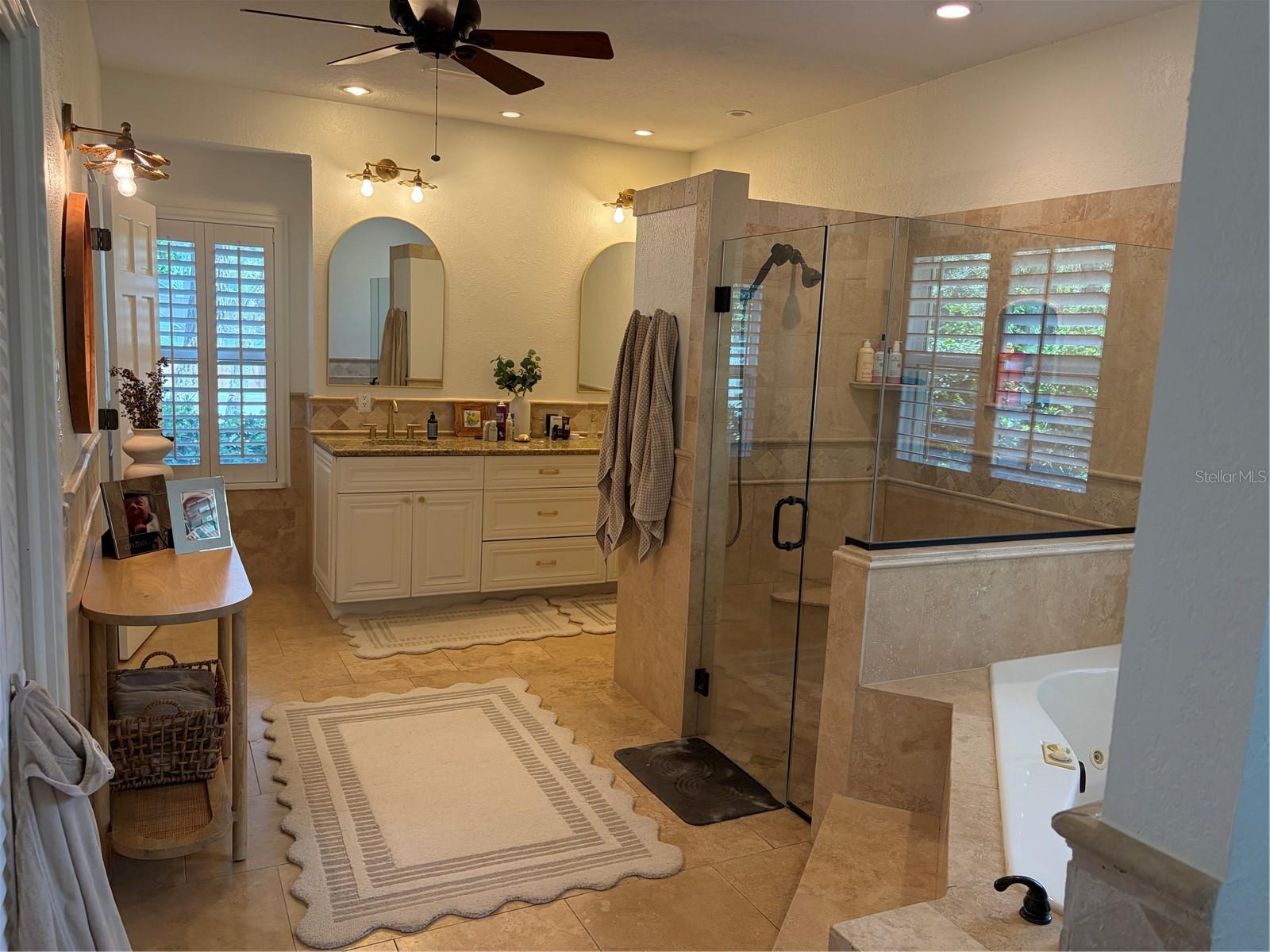 Image 27 of 60 For 104 Stonebrook Court