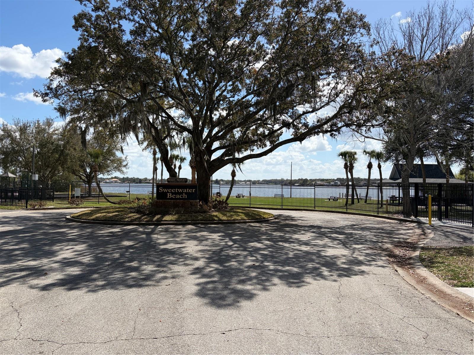 Image 53 of 60 For 104 Stonebrook Court