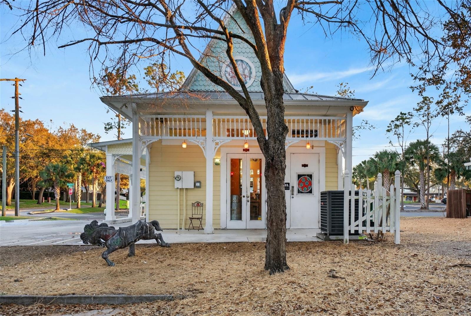 Image 11 of 50 For 197 Church Street