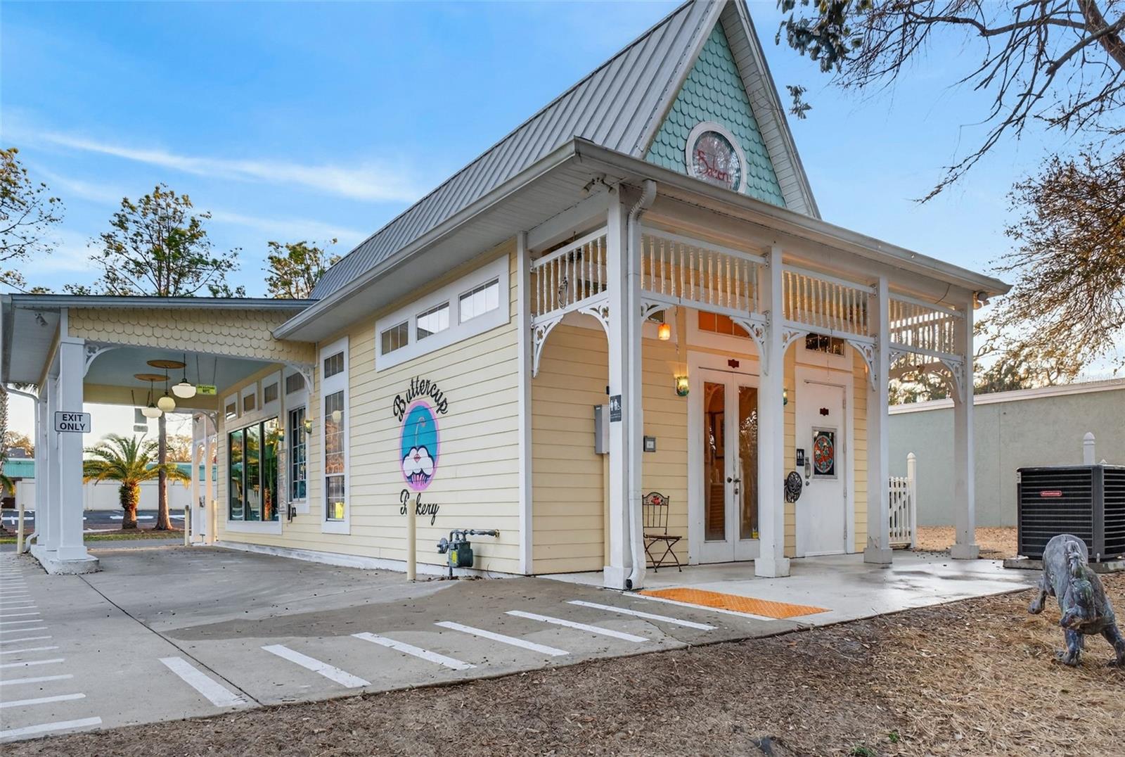 Image 15 of 50 For 197 Church Street