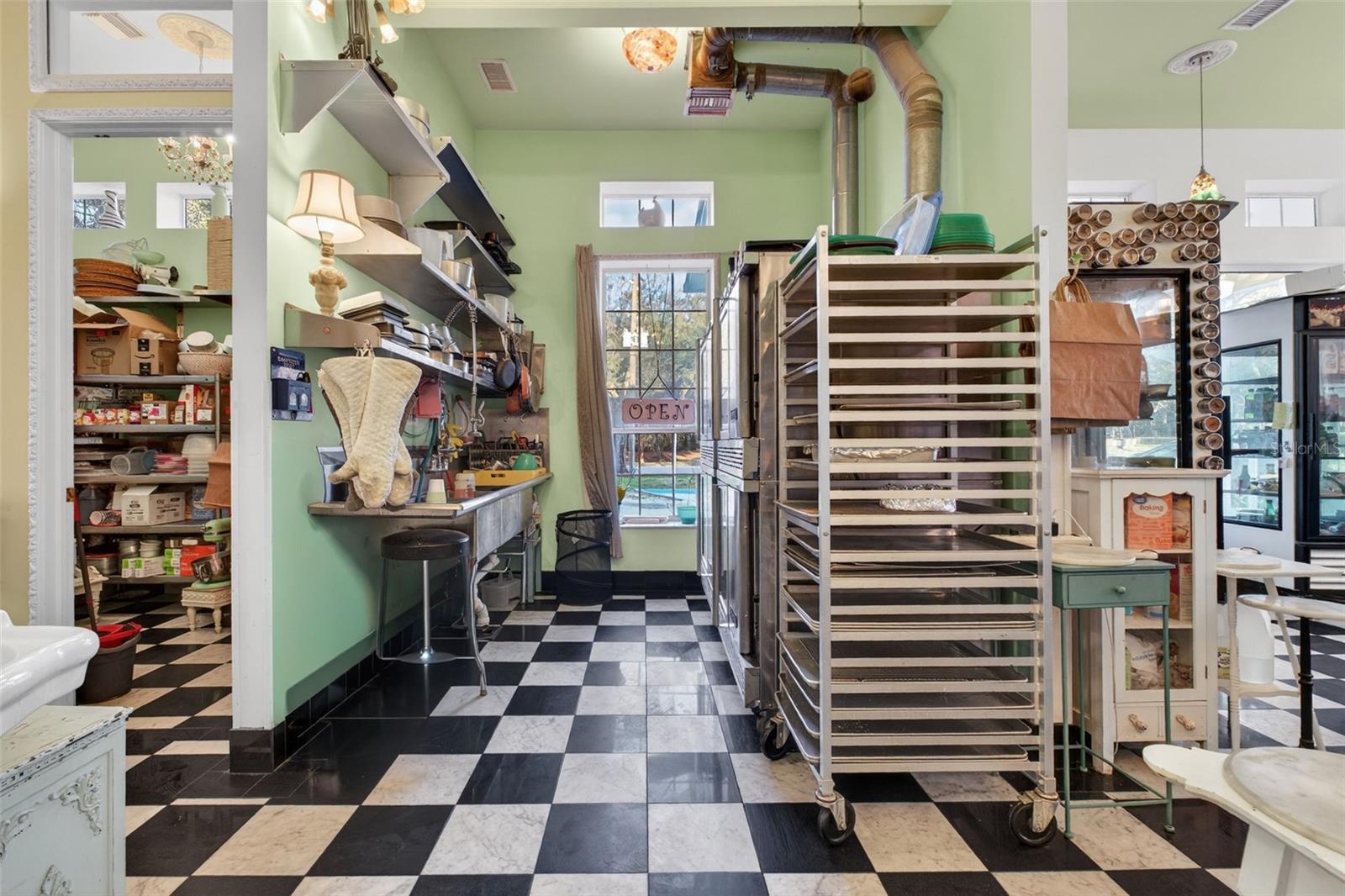 Image 24 of 50 For 197 Church Street