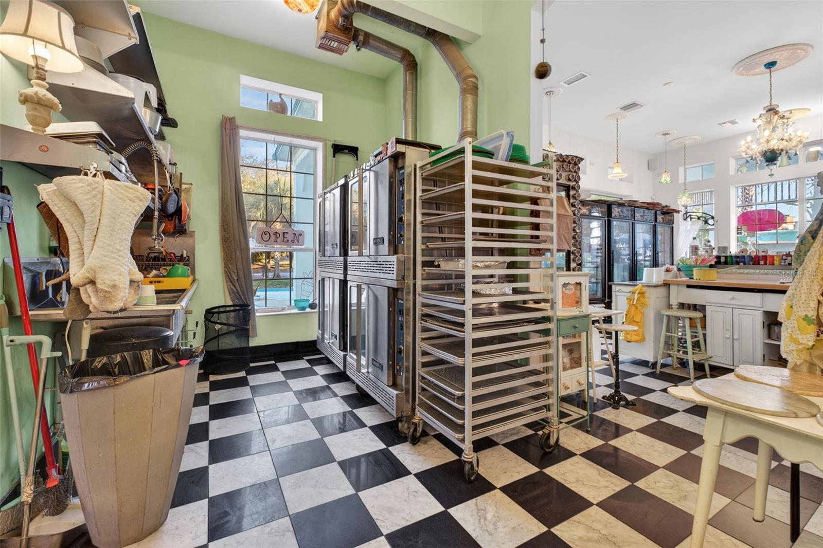 Image 25 of 50 For 197 Church Street