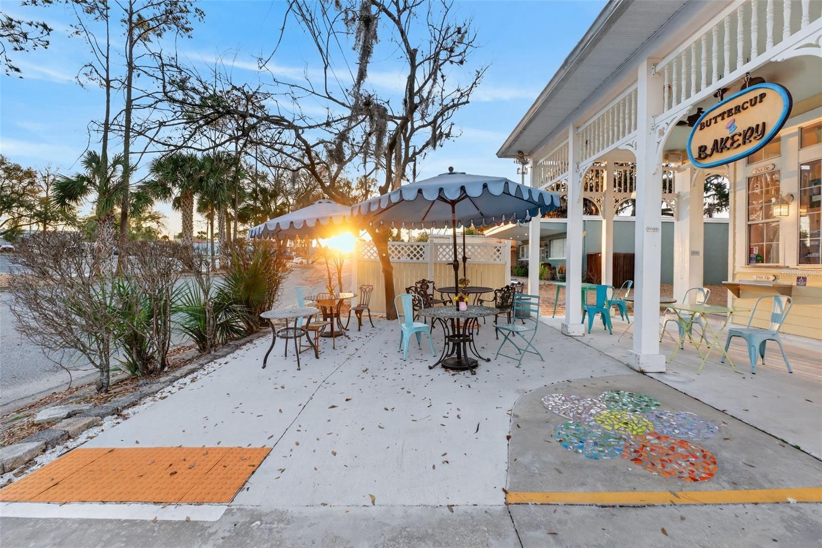 Image 3 of 50 For 197 Church Street