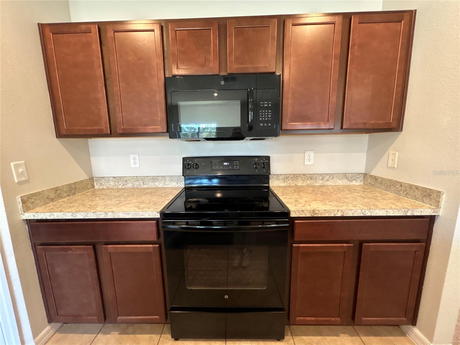 Image 9 of 22 For 1193 Haines Drive