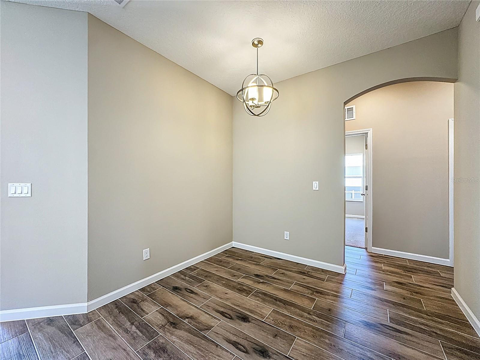 Image 13 of 71 For 2029 Havasu Falls Drive