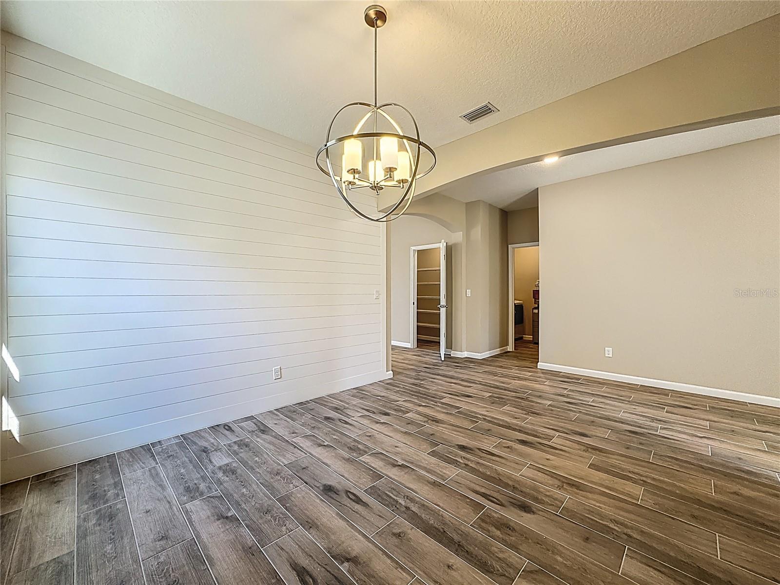 Image 28 of 71 For 2029 Havasu Falls Drive