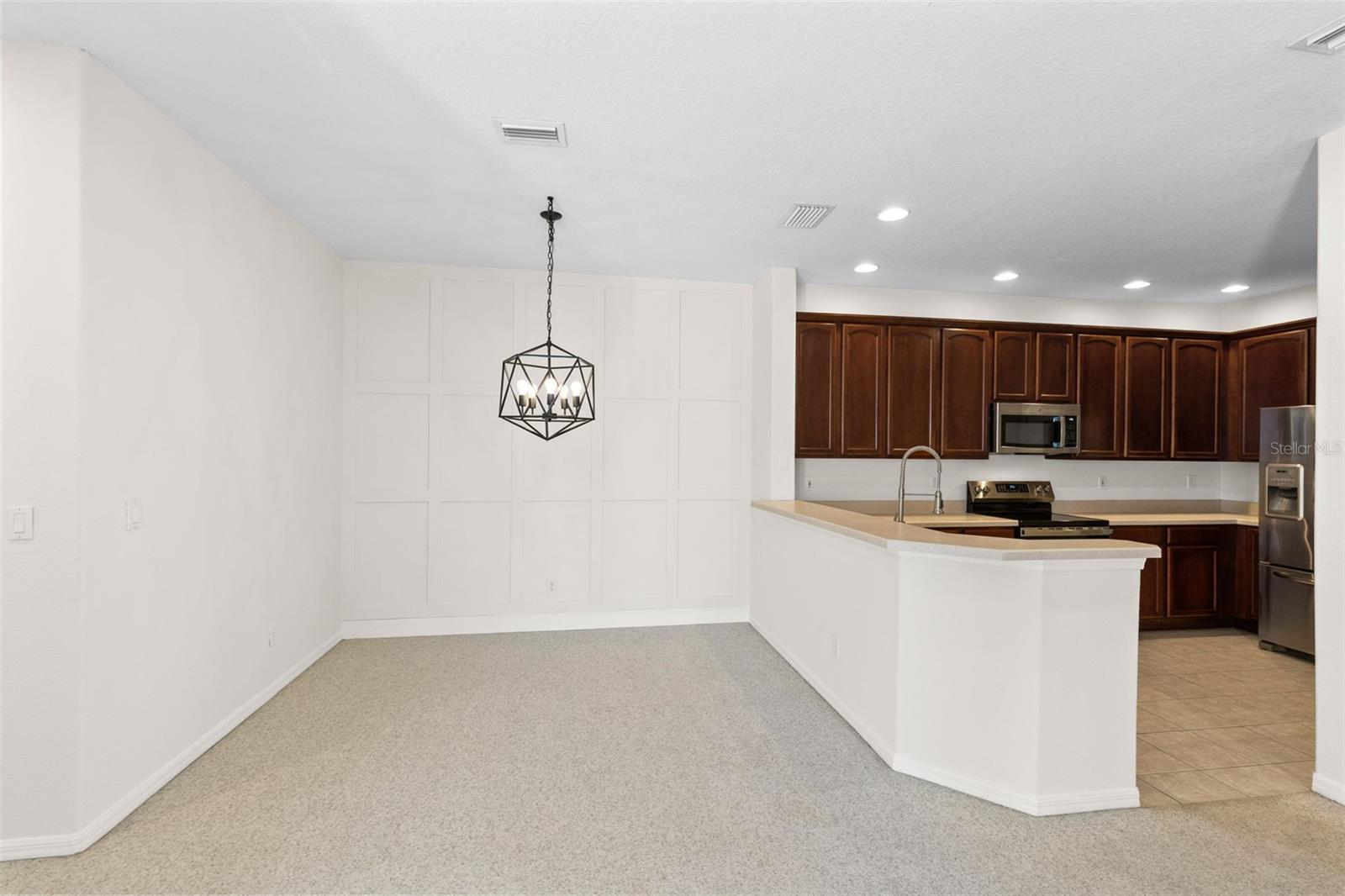 Image 6 of 28 For 17321 Promenade Drive