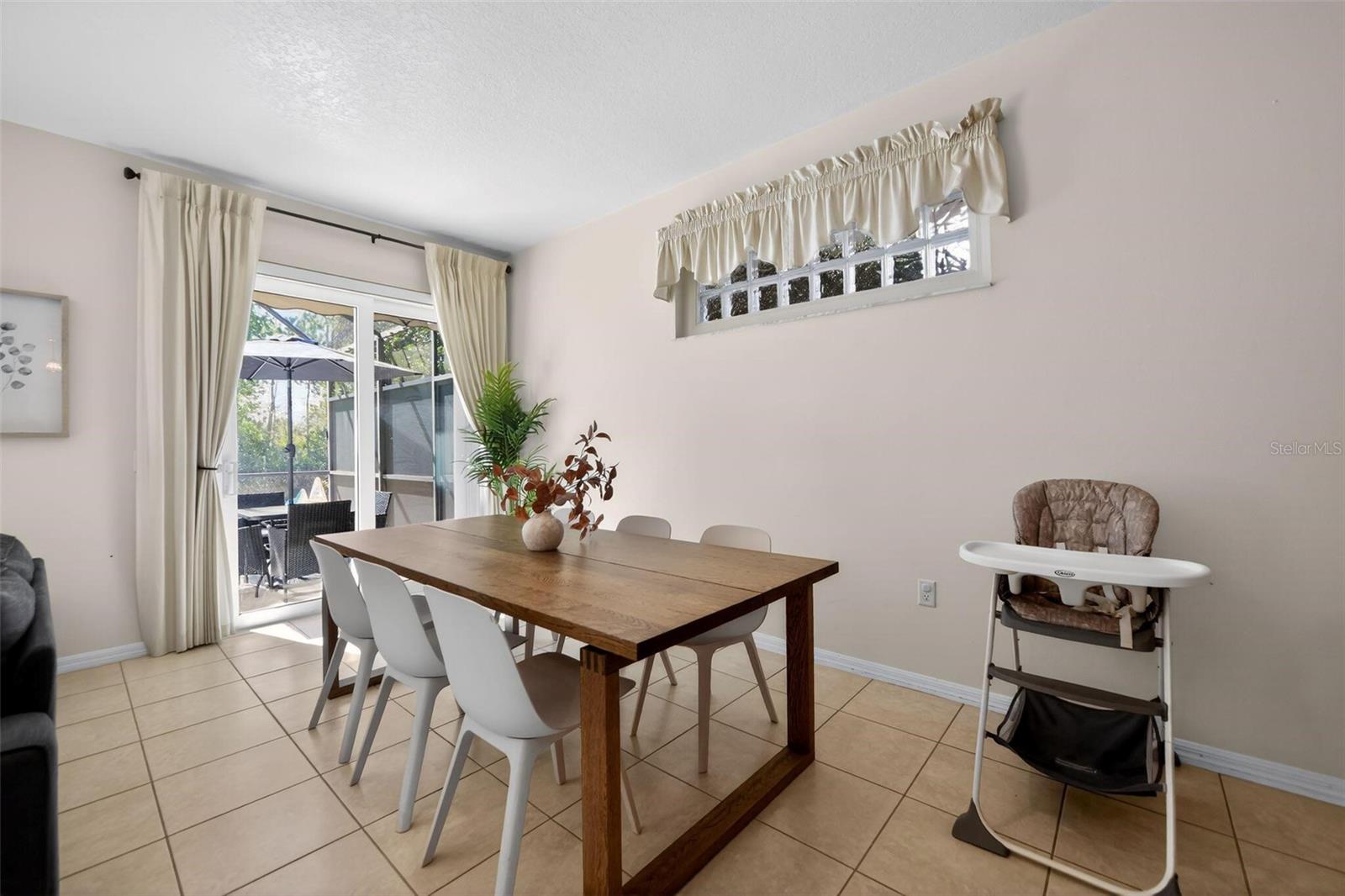 Image 16 of 31 For 2958 Sunset Vista Boulevard