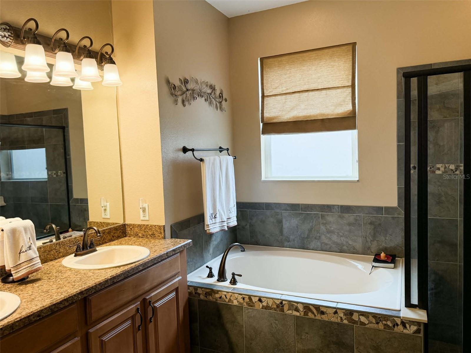 Image 37 of 51 For 12838 Hyland Lane