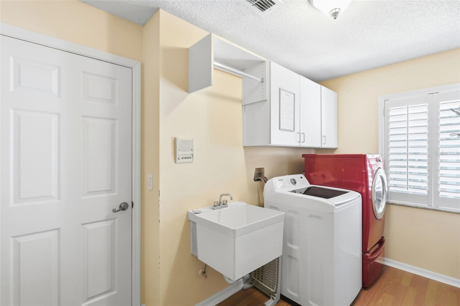 Image 28 of 53 For 1212 Needlewood Loop