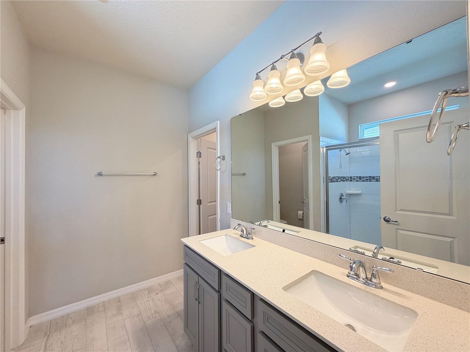 Image 40 of 50 For 5641 Cedar Chase Drive