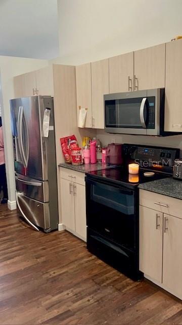 Image 11 of 15 For 4814 Post Pointe Drive