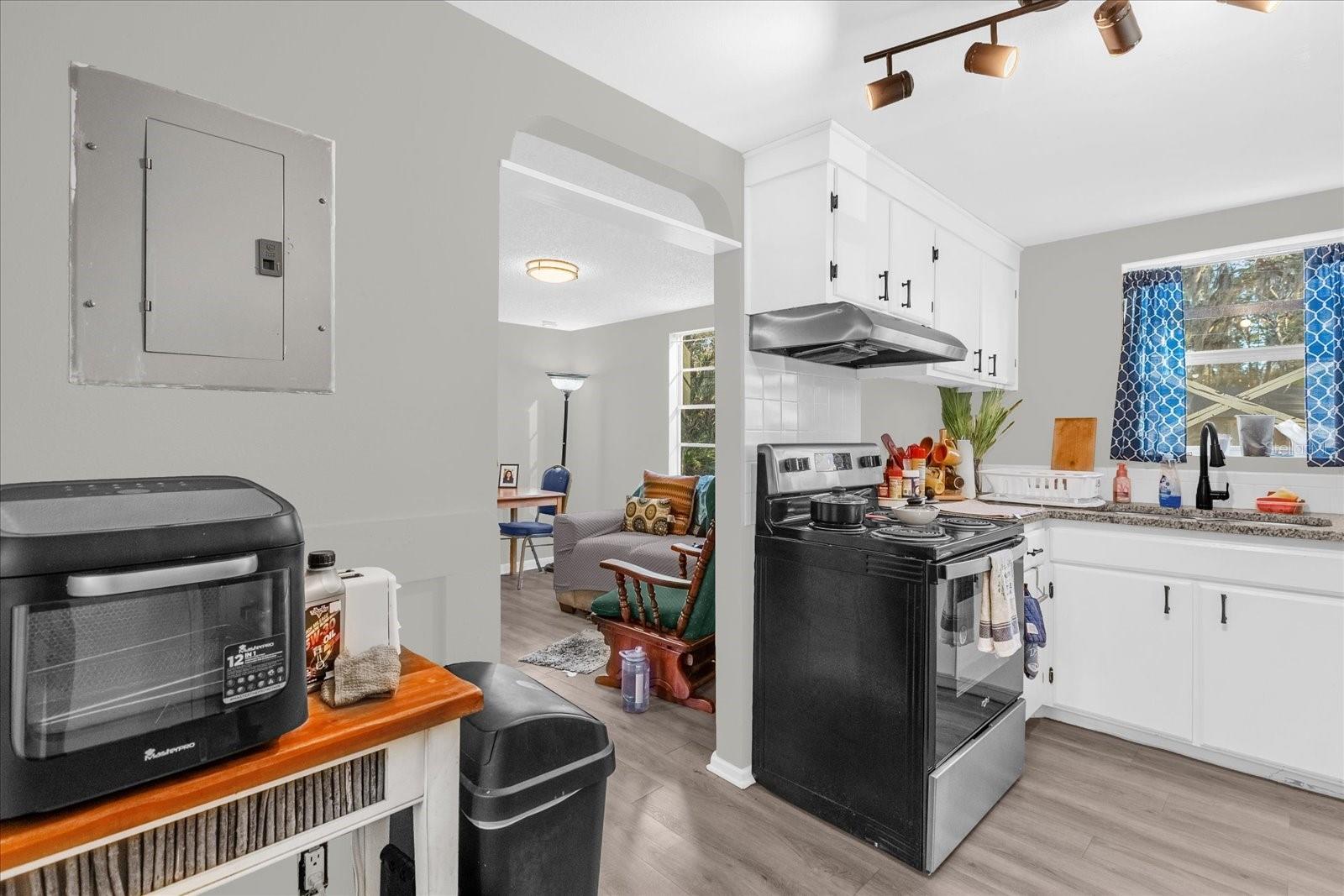 Image 16 of 40 For  Doctors  