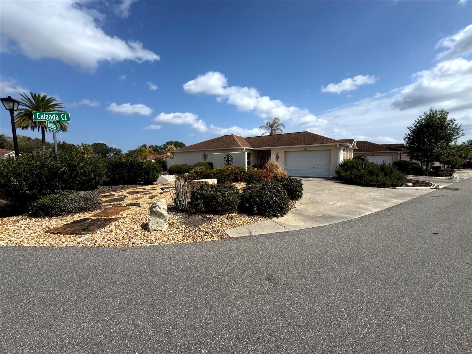 Details for 413 Calzada Court, LADY LAKE, FL 32159