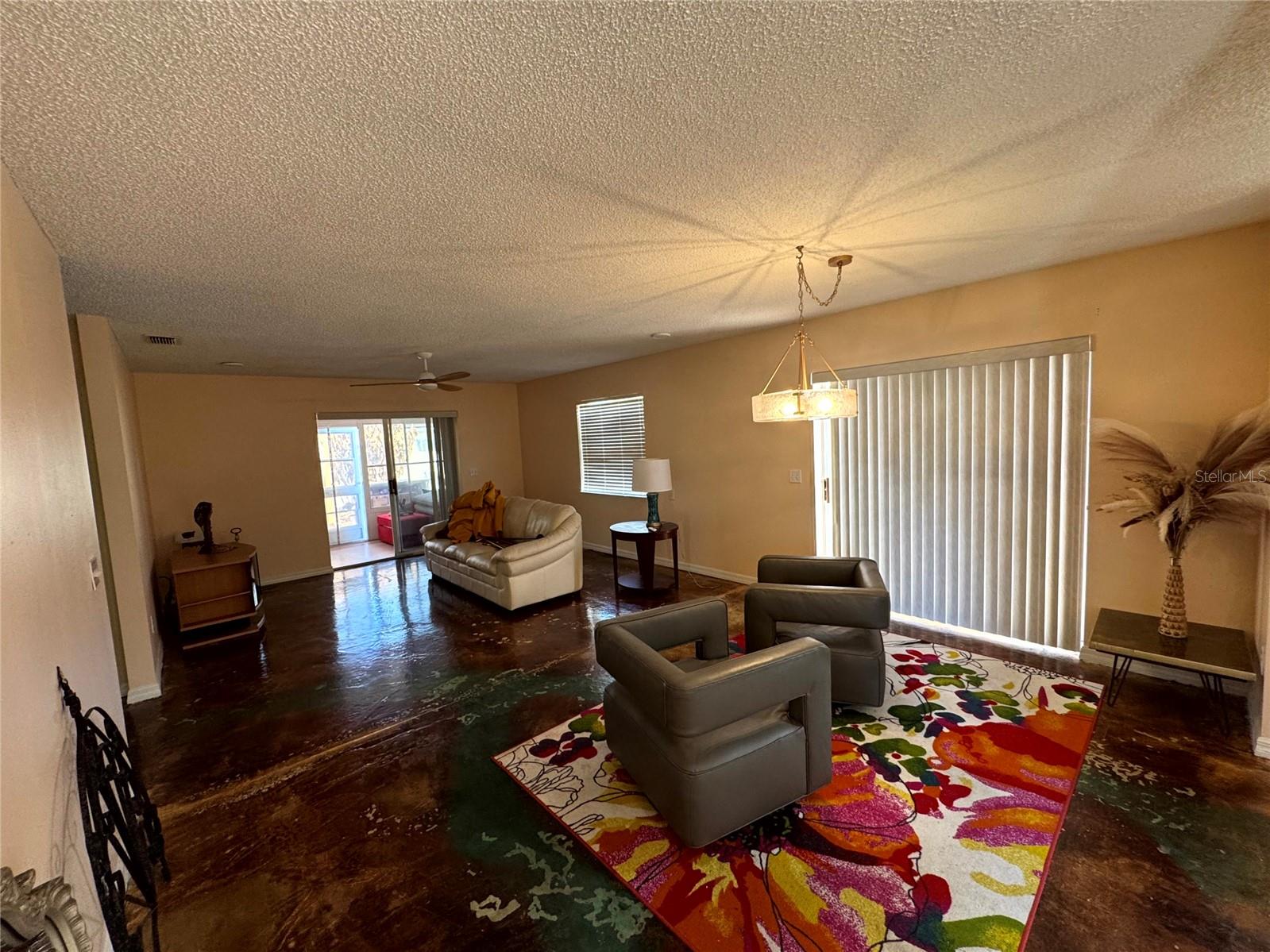 Image 13 of 54 For 413 Calzada Court