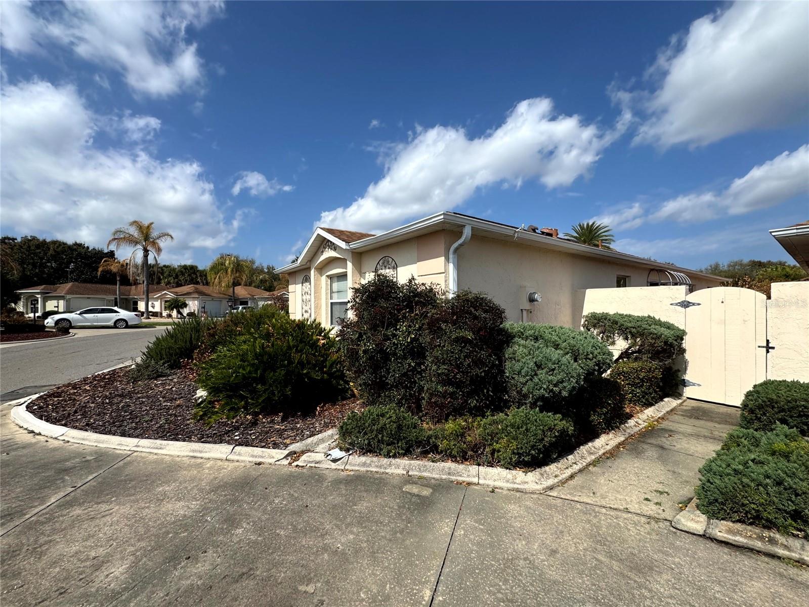 Image 4 of 54 For 413 Calzada Court