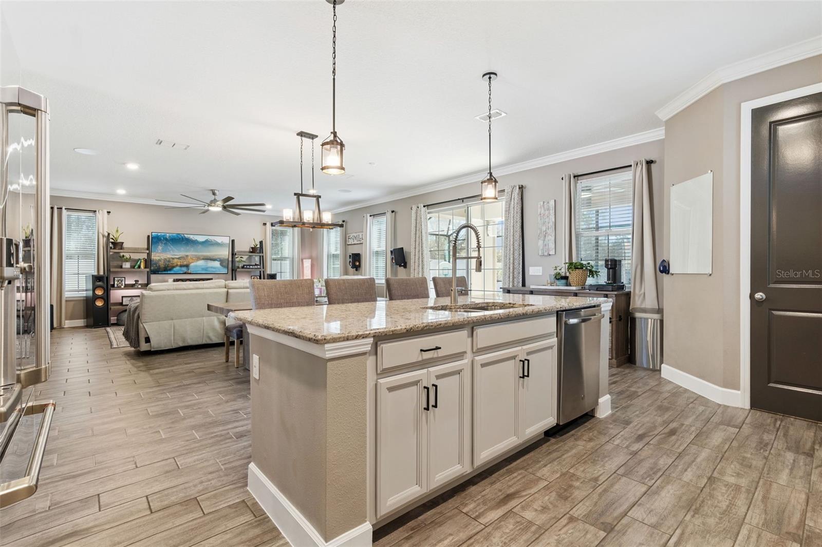 Image 16 of 80 For 1351 Ash Tree Cove