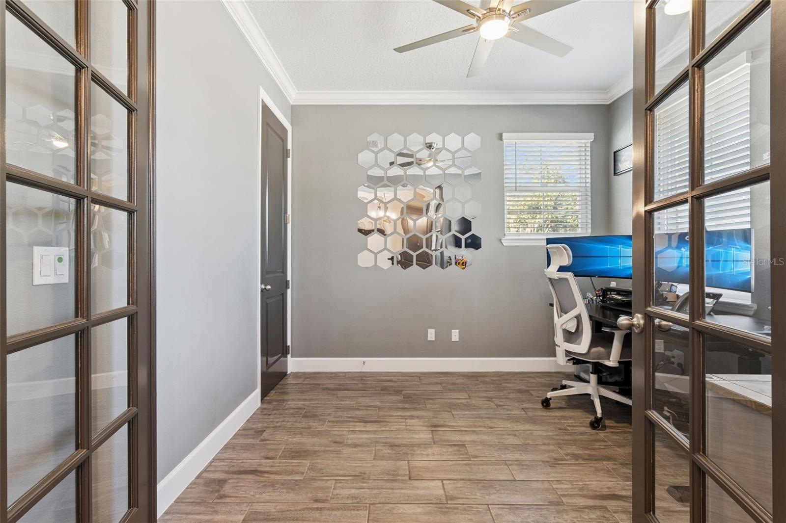 Image 21 of 80 For 1351 Ash Tree Cove