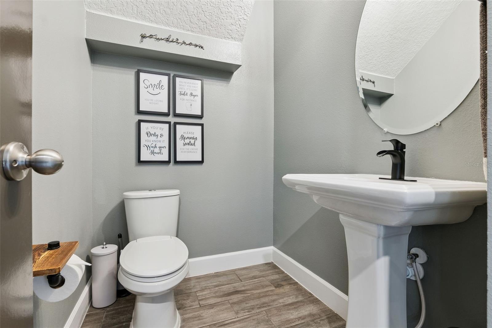 Image 23 of 80 For 1351 Ash Tree Cove