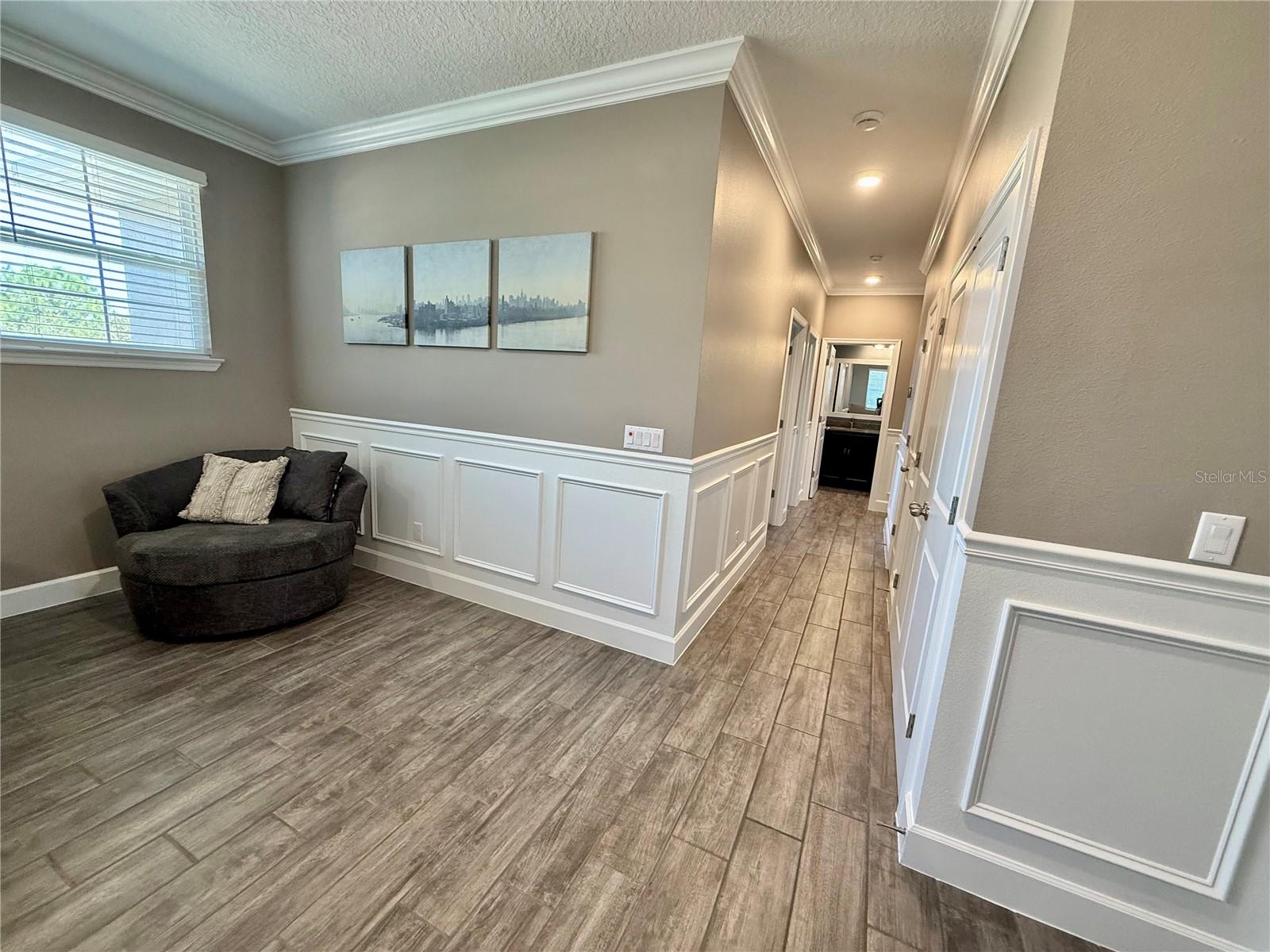 Image 32 of 80 For 1351 Ash Tree Cove