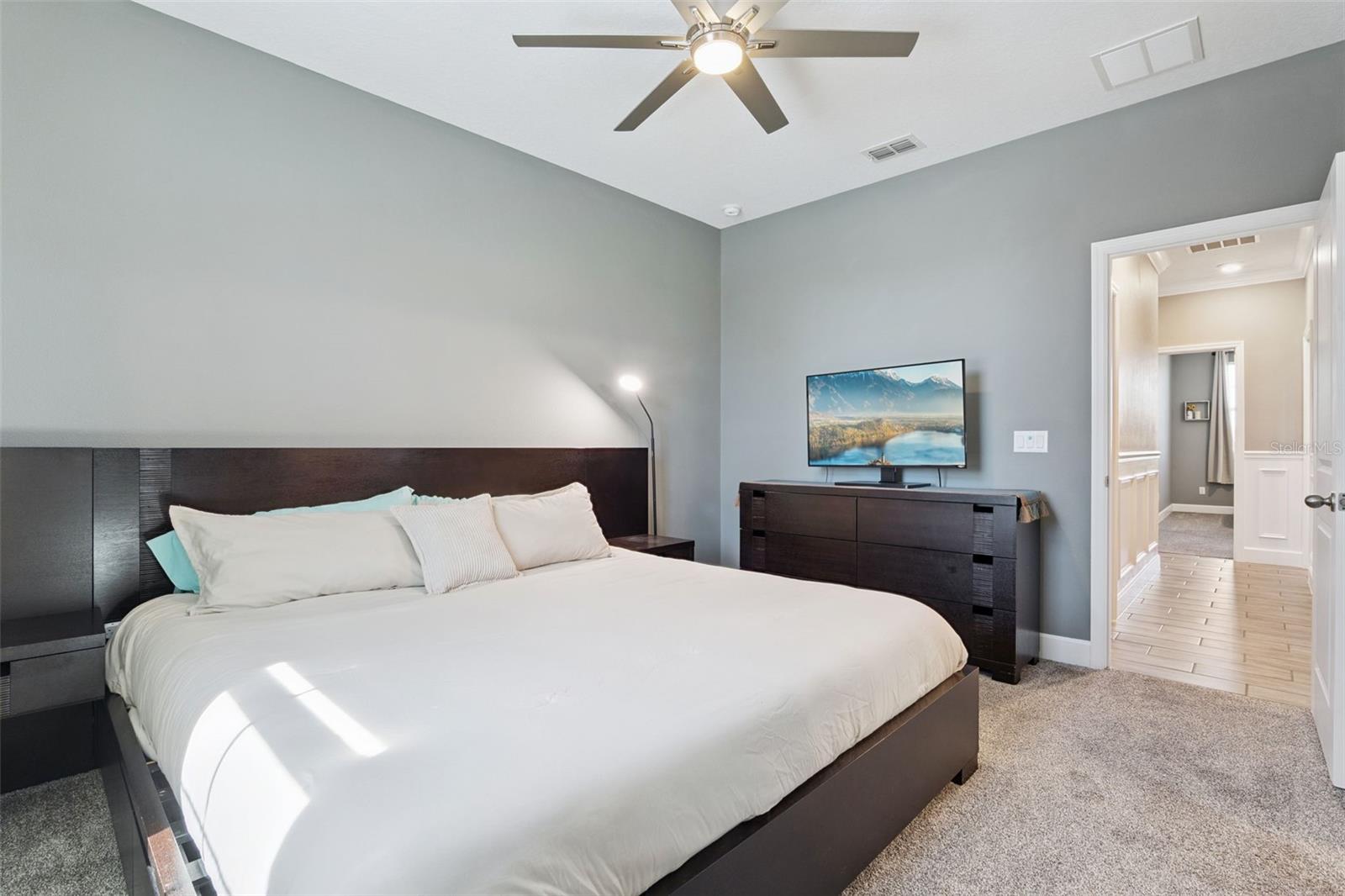 Image 34 of 80 For 1351 Ash Tree Cove