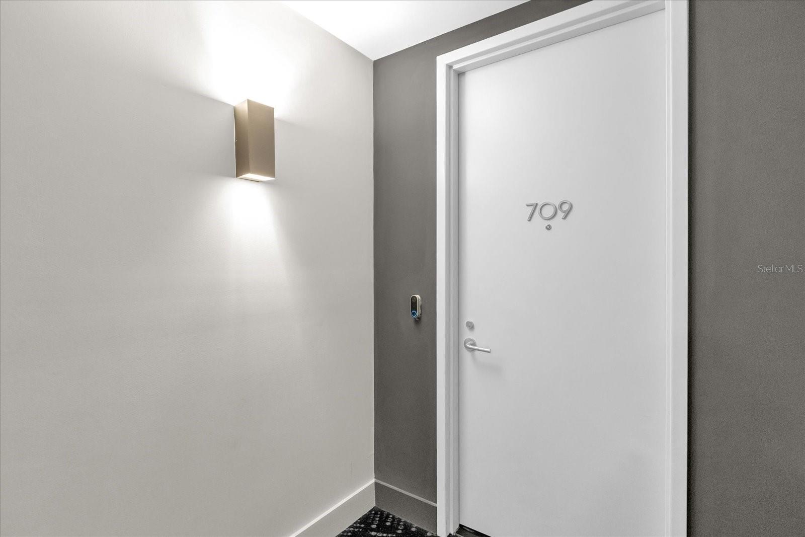 Image 3 of 38 For 260 Osceola Avenue 709