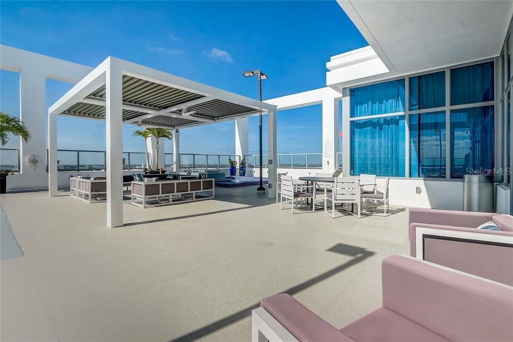 Image 36 of 38 For 260 Osceola Avenue 709