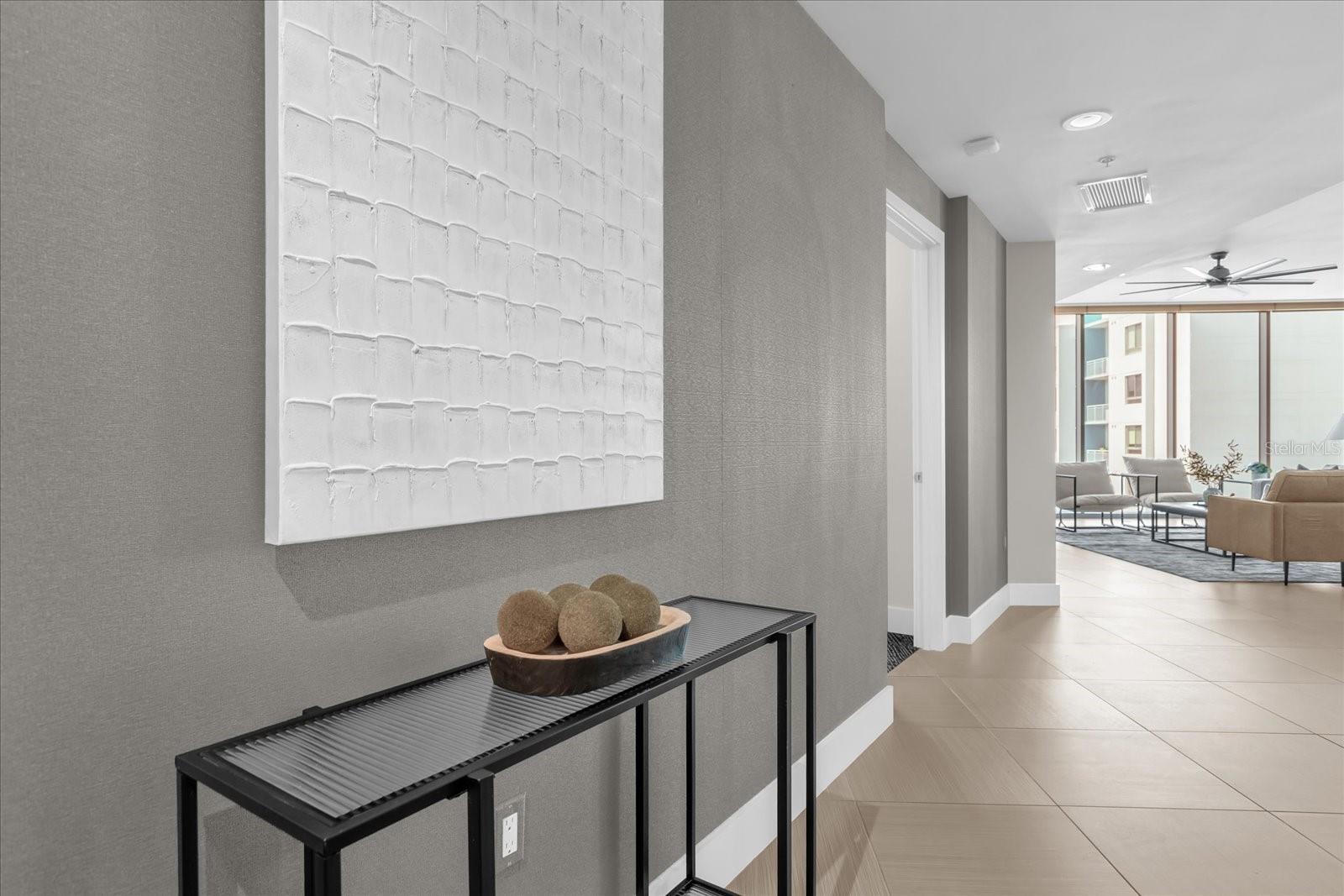 Image 4 of 38 For 260 Osceola Avenue 709