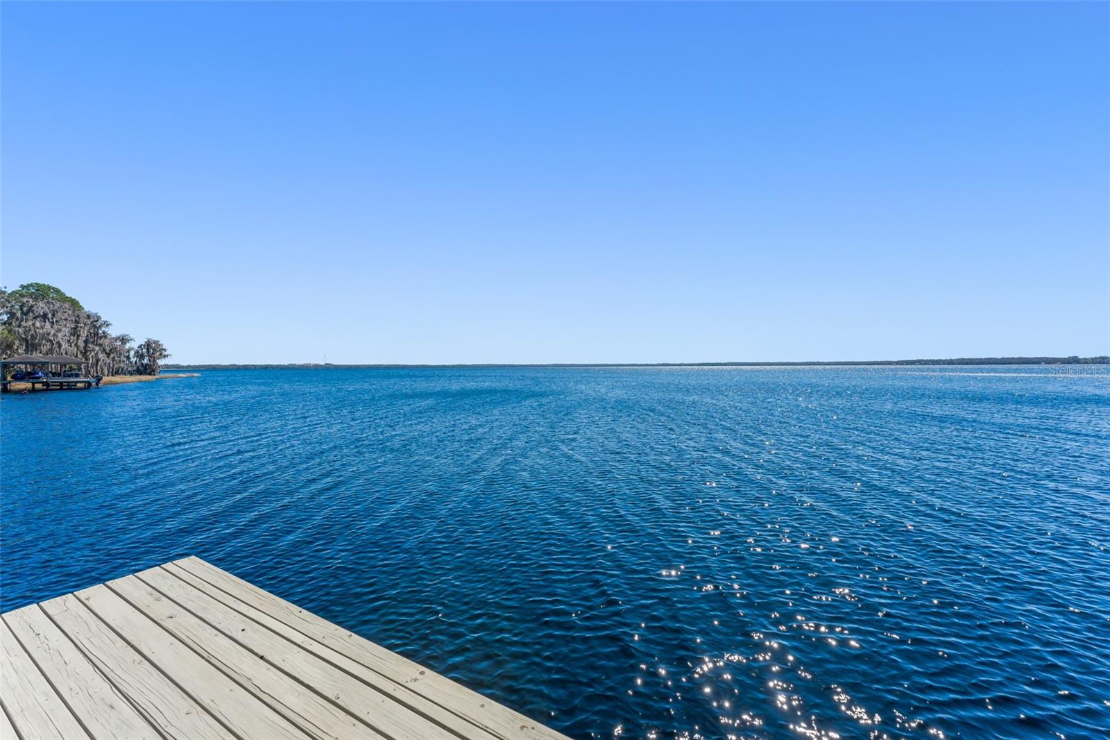 Image 13 of 42 For 10435 Lake Louisa Road